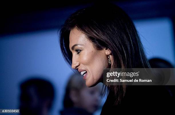 Nieves Alvarez attends to the photographers in 'El Circo De Hielo' Madrid Premiere on December 16, 2016 in Madrid, Spain.