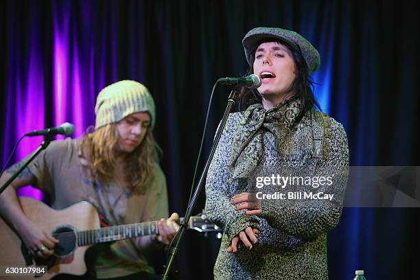 Adam Slack and Luke Spiller of The Struts perform at the Radio 104.5 Performance Theater December 16, 2016 in Bala Cynwyd, Pennsylvania.