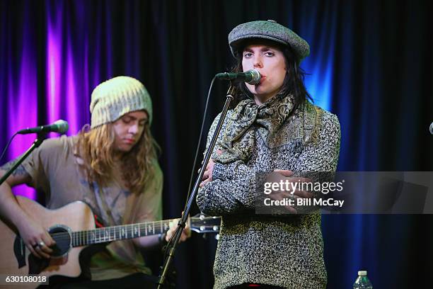 Adam Slack and Luke Spiller of The Struts perform at the Radio 104.5 Performance Theater December 16, 2016 in Bala Cynwyd, Pennsylvania.