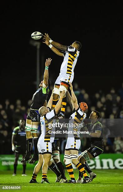 Galway , Ireland - 17 December 2016; Nathan Hughes of Wasps takes the ball in the lineout against Connacht during the European Rugby Champions Cup...