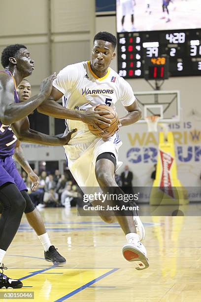 Damian Jones of the Santa Cruz Warriors drives to the basket against the Northern Arizona Suns on December 16, 2016 at Kaiser Permanente Arena in...