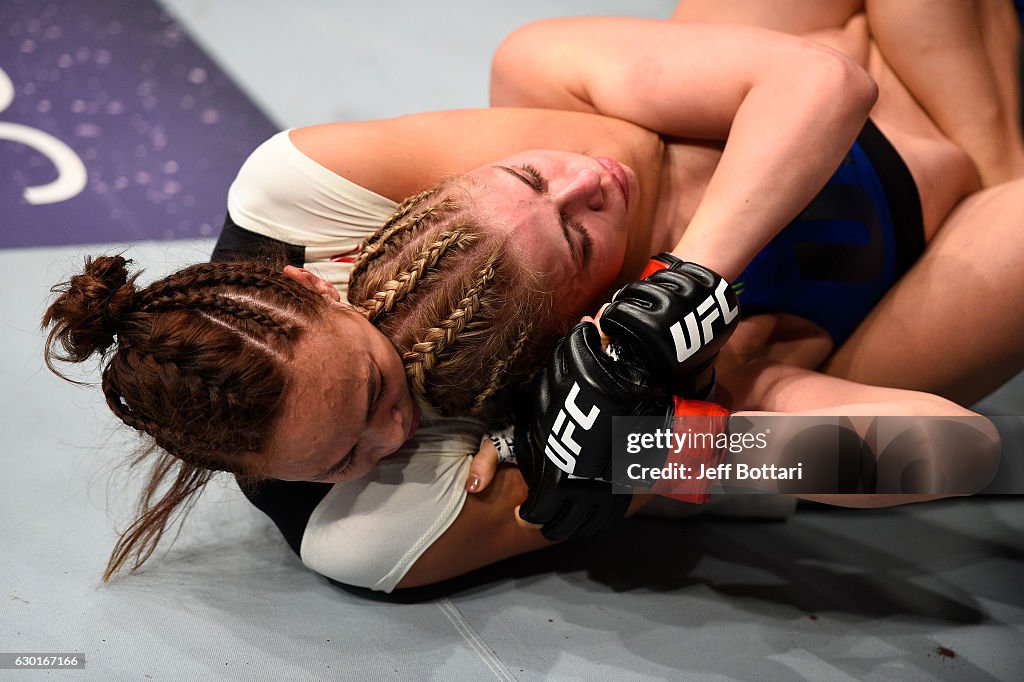 UFC Fight Night: VanZant v Waterson