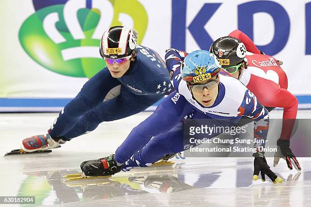 Semen Elistratov of Russia compete in the Men 1000msemifinals during the ISU World Cup Short Track 2016 on December 18, 2016 in Gangneung, South...