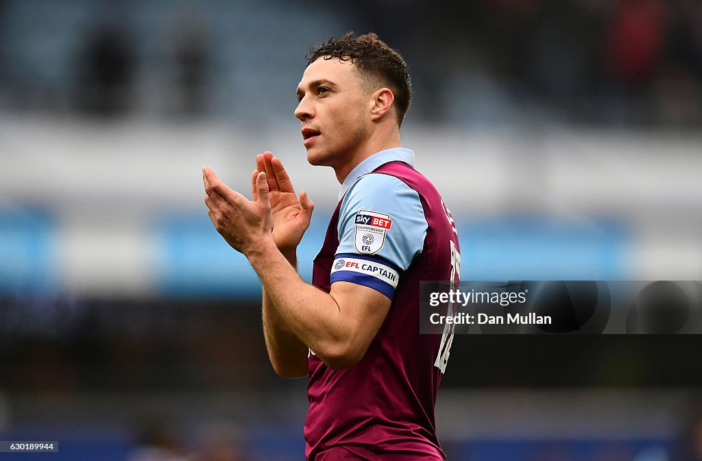 Queens Park Rangers v Aston Villa - Sky Bet Championship