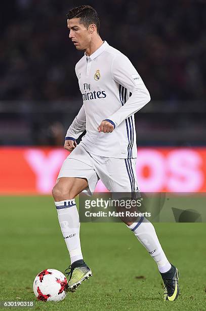 425 Cristiano Ronaldo December 18 2016 Photos and Premium High Res Pictures  - Getty Images