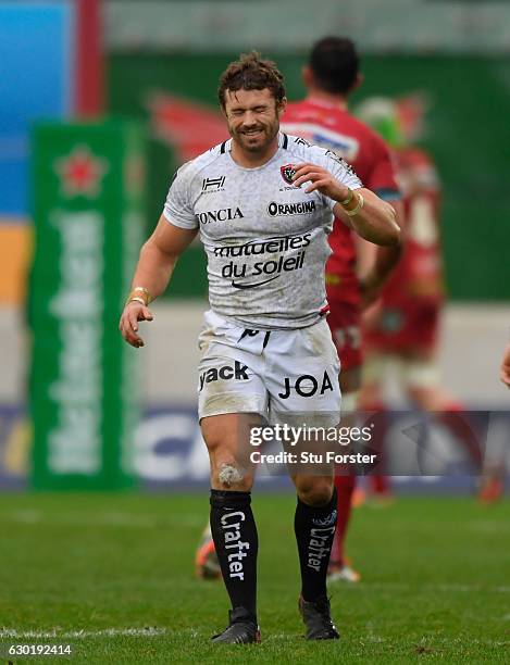 Toulon fullback Leigh Halfpenny reacts after his last minute penalty kick misses during the European Rugby Champions Cup match between Scarlets and...