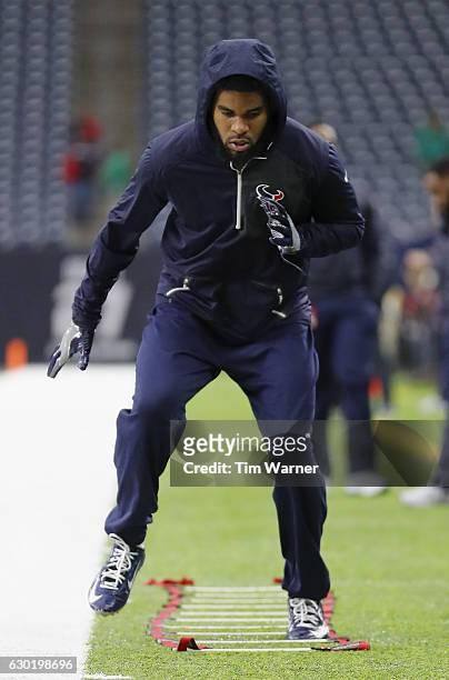 Quintin Demps of the Houston Texans warms up before the game between the Houston Texans and the Jacksonville Jaguars at NRG Stadium on December 18,...