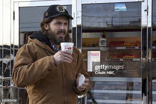 Casey Affleck" Episode 1714 -- Pictured: Casey Affleck as Donny during the "Dunkin' Donuts" sketch on December 17, 2016 --