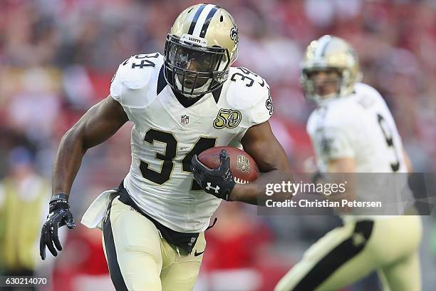 Tim Hightower Tim Hightower Saints Photos and Premium High Res Pictures - Getty Images