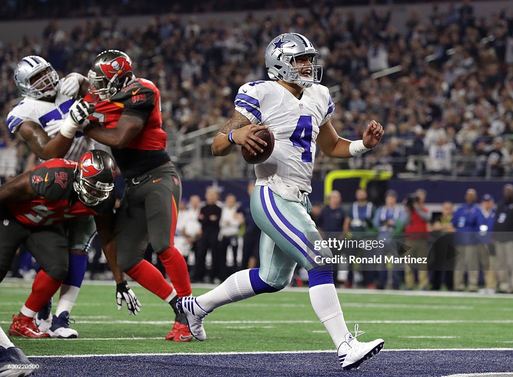 Tampa Bay Buccaneers v Dallas Cowboys