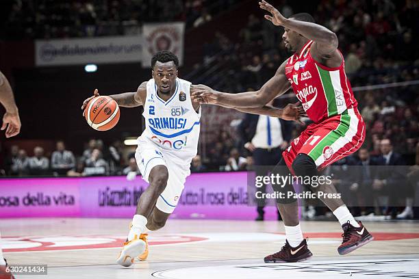 12 Durand Scott 2 Enel Brindisi Stock Photos, High-Res Pictures, and Images  - Getty Images