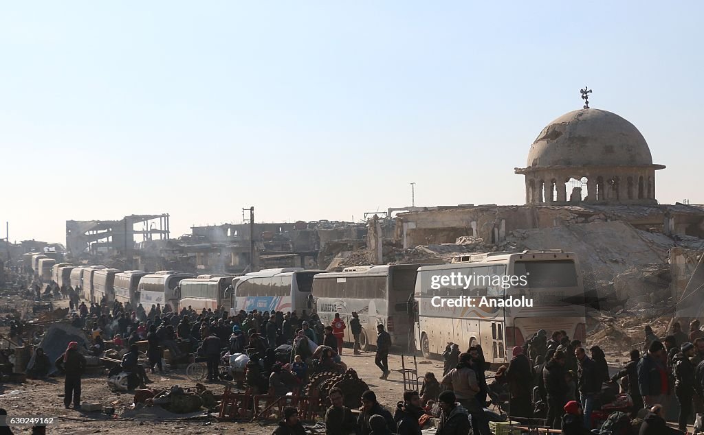 Evacuation of civilians in Aleppo