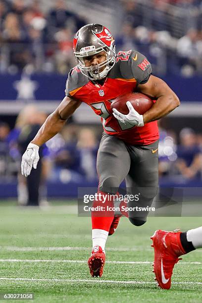 Tampa Bay Buccaneers Running Back Doug Martin rushes during the NFL Sunday night game between the Tampa Bay Buccaneers and Dallas Cowboys on December...