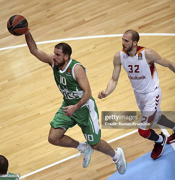 Quino Colom, #10 of Unics Kazan competes with Sinan Guler, #32 of Galatasaray Odeabank Istanbul during the 2016/2017 Turkish Airlines EuroLeague...