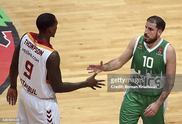 Deon Thompson, #9 of Galatasaray Odeabank Istanbul and Quino Colom, #10 of Unics Kazan during the 2016/2017 Turkish Airlines EuroLeague Regular...