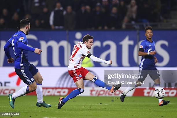 Nicolai Mueller of Hamburg scores their first goal during the Bundesliga match between Hamburger SV and FC Schalke 04 at Volksparkstadion on December...