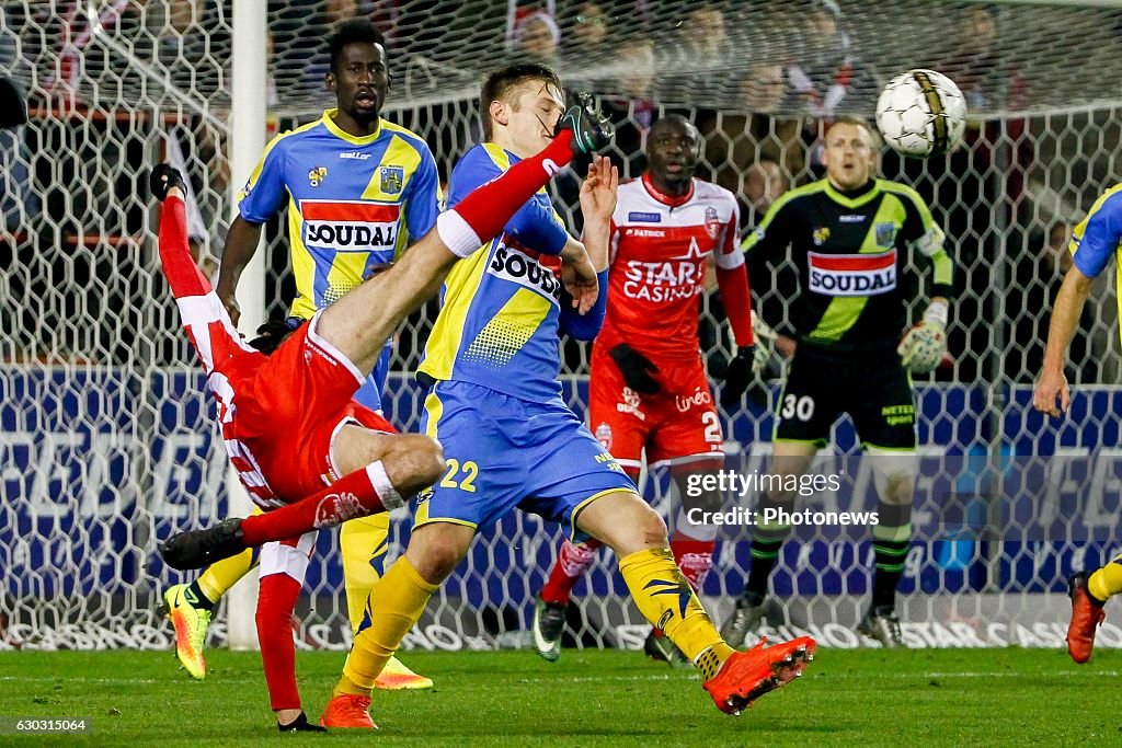 Excel Mouscron v KVC Westerlo - Jupiler Pro League