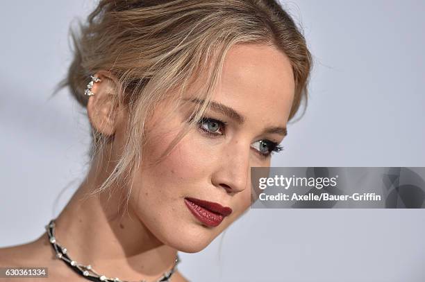 Actress Jennifer Lawrence arrives at the premiere of Columbia Pictures' 'Passengers' at Regency Village Theatre on December 14, 2016 in Westwood,...