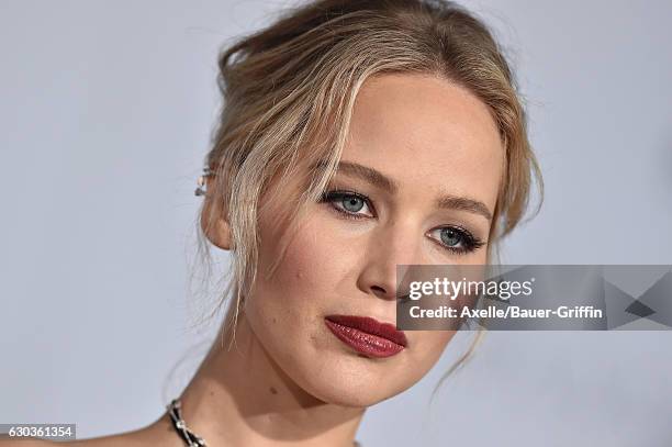 Actress Jennifer Lawrence arrives at the premiere of Columbia Pictures' 'Passengers' at Regency Village Theatre on December 14, 2016 in Westwood,...