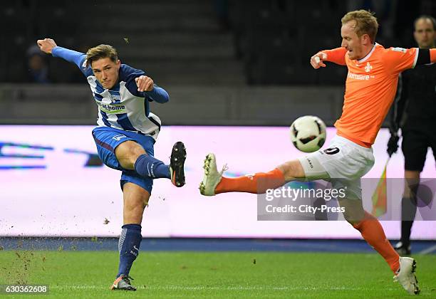 Niklas Stark of Hertha BSC and Jan Rosenthal of SV Darmstadt 98 during the game between Hertha BSC and SV Darmstadt 98 on december 21, 2016 in...