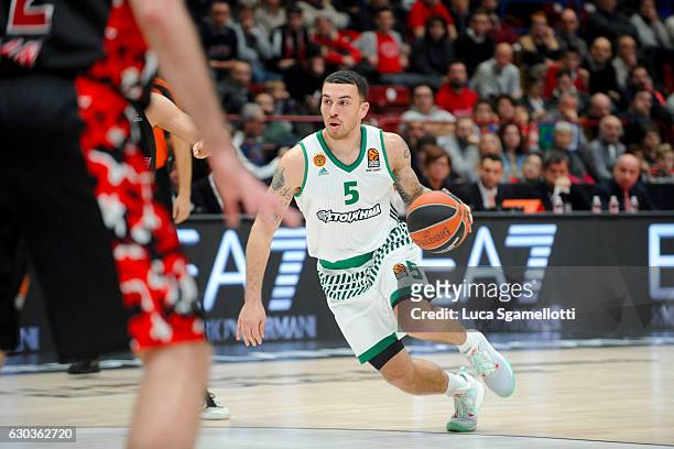 Mike James, #5 of Panathinaikos Superfoods Athens in action during the 2016/2017 Turkish Airlines EuroLeague Regular Season Round 13 game between EA7...