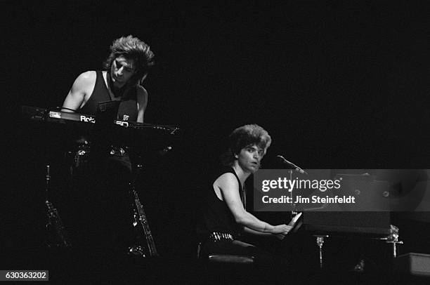 Richard Marx performs at Riverfest in St. Paul, Minnesota on July 28, 1989.