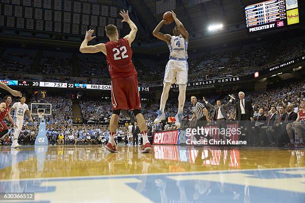 North Carolina Isaiah Hicks in action, shooting vs Davidson at Dean Smith Center. Chapel Hill, NC 12/7/2016 CREDIT: Chris Keane