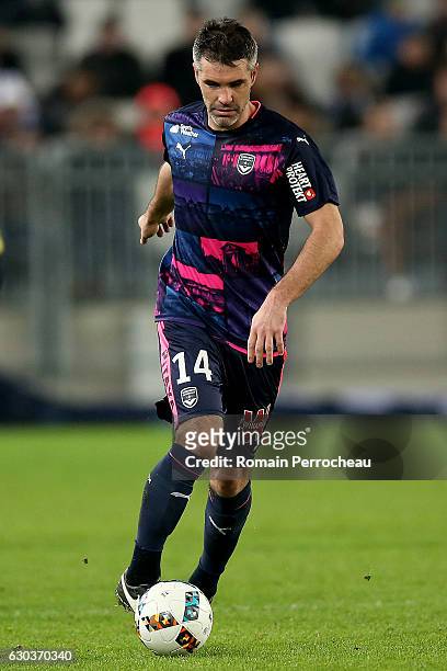Jeremy Toulalan of Bordeaux in action during the french Ligue 1 match between Bordeaux and Nice at Stade Matmut Atlantique on December 21, 2016 in...