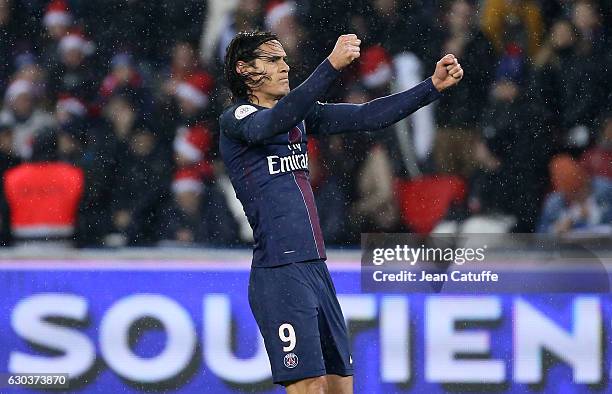 Edinson Cavani of PSG celebrates his goal on a penalty kick during the French Ligue 1 match between Paris Saint-Germain and FC Lorient at Parc des...