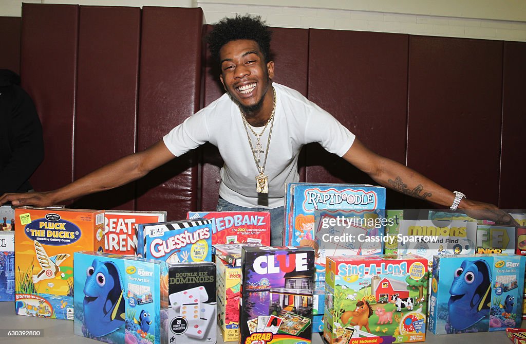 Desiigner Makes Surprise Holiday Visit To Boys And Girls Club In Brooklyn