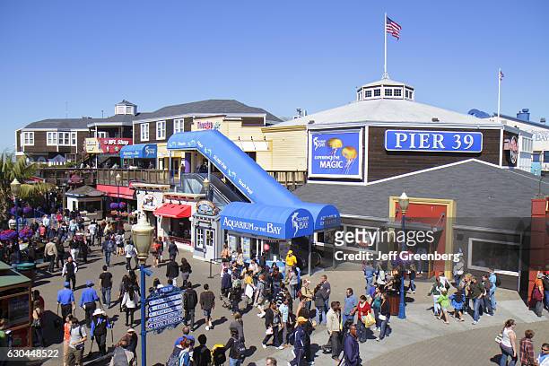 Pier 39, busy plaza.