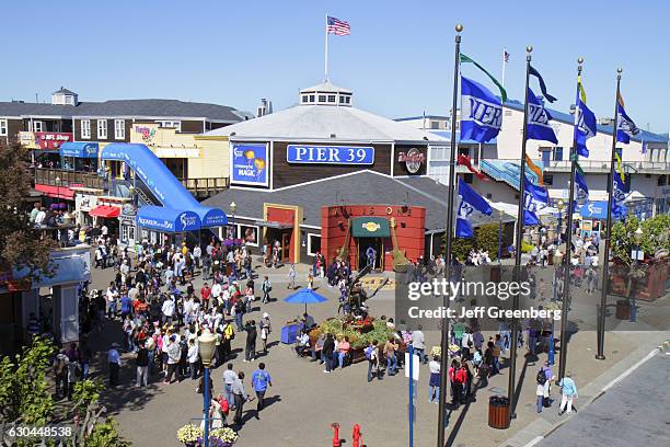 Pier 39, Fisherman's Wharf entrance.