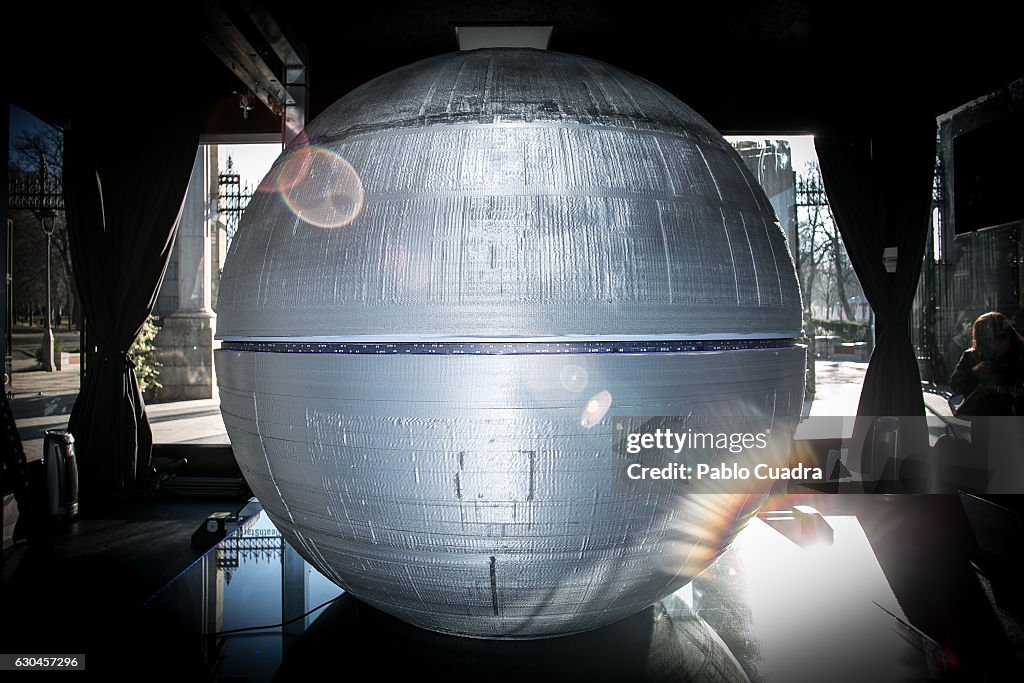 The Death Star Is Printed In 3D In Madrid