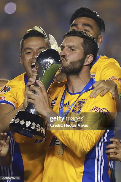 Andre Pierre Gignac of Tigres kisses the champion trophy after the Final second leg match between Tigres UANL and America as part of the Torneo...