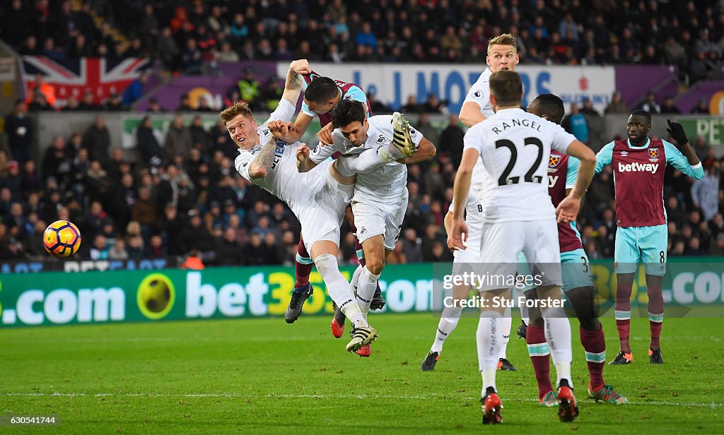 Swansea City v West Ham United - Premier League