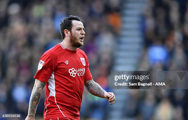 Lee Tomlin of Bristol City during the Sky Bet Championship match between Wolverhampton Wanderers and Bristol City at Molineux on December 26, 2016 in...