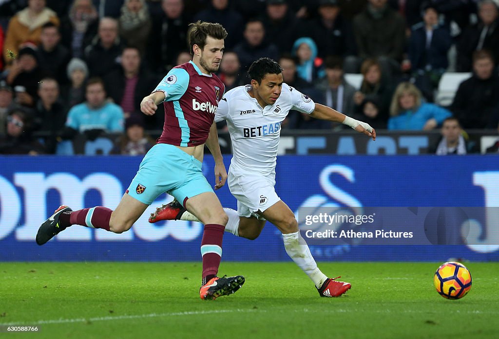 Swansea City v West Ham United - Premier League