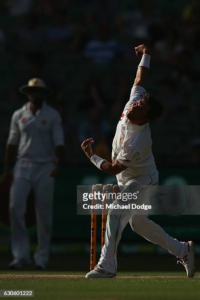 Yasir Shah of India bowls during day three of the Second Test match between Australia and Pakistan at Melbourne Cricket Ground on December 28, 2016...
