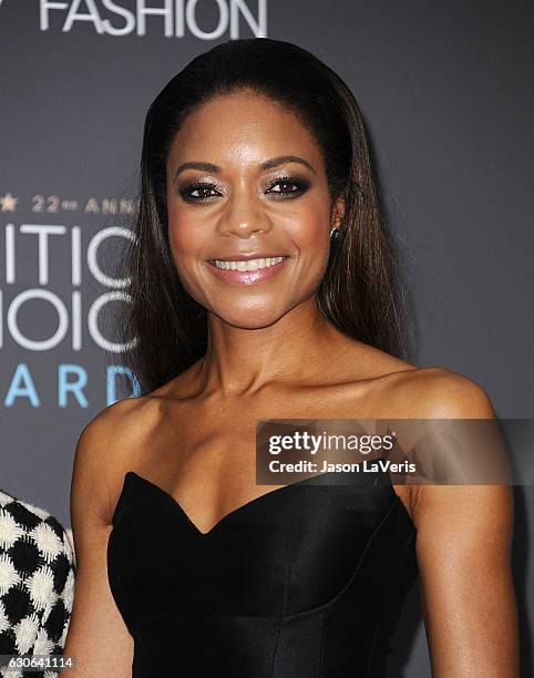 Actress Naomie Harris poses in the press room at the 22nd annual Critics' Choice Awards at Barker Hangar on December 11, 2016 in Santa Monica,...