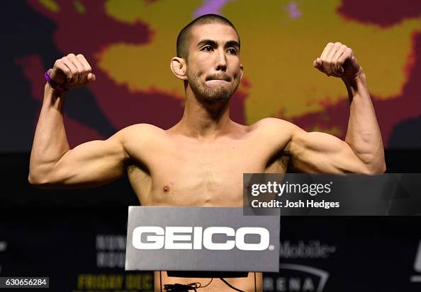 UFC 207 Weigh-in UFC 207 Weigh-in