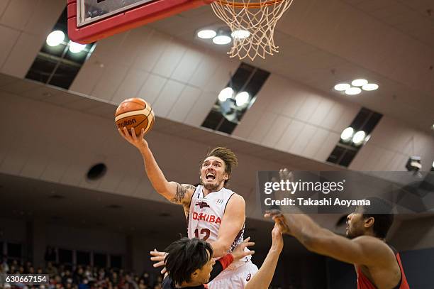 Ryan Spangler of the Kawasaki Brave Thunders goes up for a shot during the B. League game between Chiba Jets and Toshiba Kawasaki Brave Thunders at...