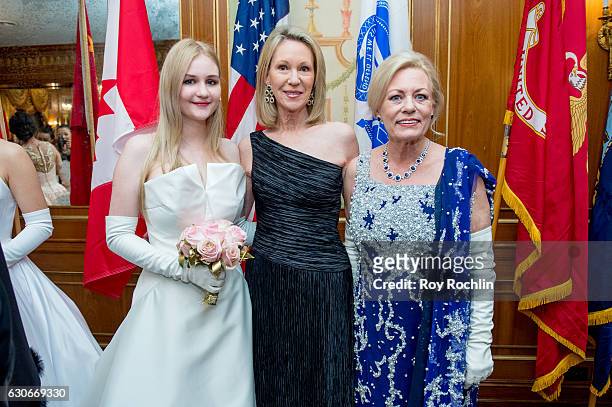 Debutante Camila Mendoza Echavarria with grandmother Anne Eisenhower and Irene Kauffman attend the 62th International Debutante Ball at The Pierre...
