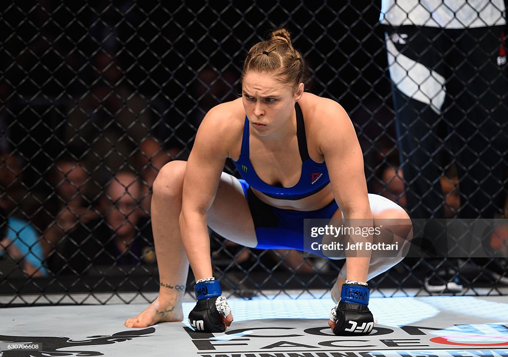 UFC 207: Nunes v Rousey