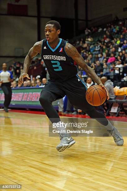 Archie Goodwin of the Greensboro Swarm dribbles the ball against the Grand Rapids Drive at The DeltaPlex Arena on December 30, 2016 in Grand Rapids,...