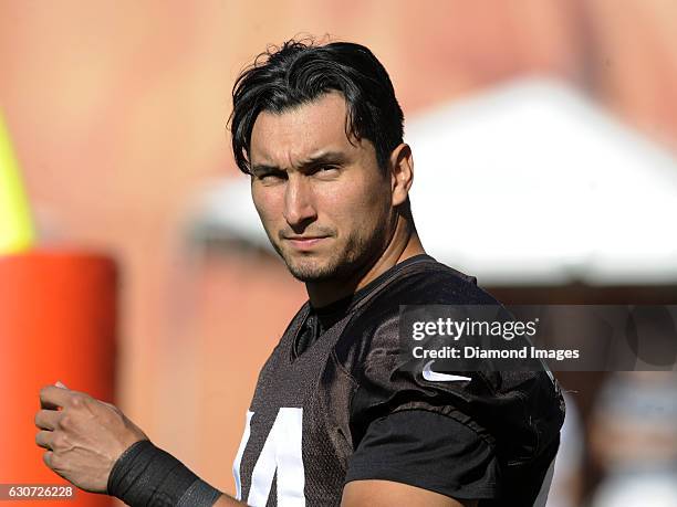Tight end Rob Housler of the Cleveland Browns walks onto the field prior to a training camp practice on July 30, 2015 at the Cleveland Browns...