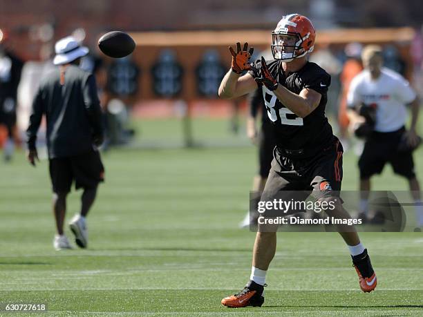 Tight end Gary Barnidge of the Cleveland Browns catches a pass during a training camp practice on July 30, 2015 at the Cleveland Browns training...
