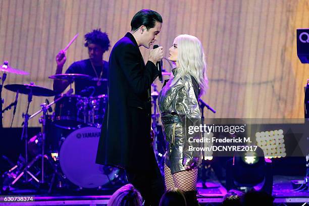 Fvff 15,445 Bebe Rexha Photos Stock Photos, High-Res Pictures, and Images ...