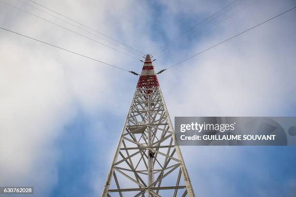 Picture taken on December 23, 2016 shows the TDF radiobroadcaster transmitter antenna of 350 meters meters high in Allouis near Vierzon, central...
