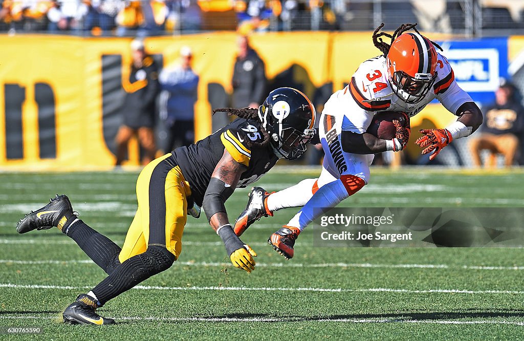 Cleveland Browns v Pittsburgh Steelers