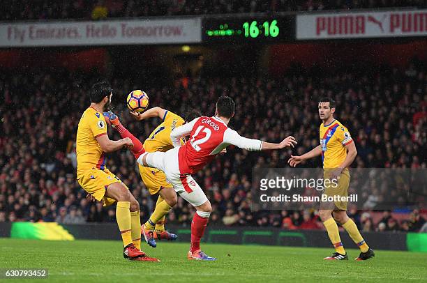 Olivier Giroud of Arsenal scores the opening goal during the Premier League match between Arsenal and Crystal Palace at Emirates Stadium on January...